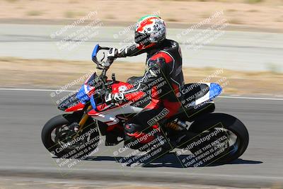 media/Sep-24-2022-TrackXperience (Sat) [[08127a19bf]]/Intermediate Group/session 2 turn 5/